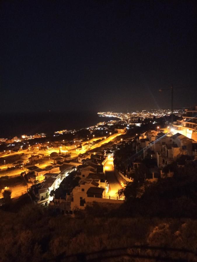 Sweet Home Benalmadena, Estudio Con Vistas Al Mar Y Excelente Conexion Wifi, Para No Fumadores, Con Piscinas, Sea Views, With Swimming Pools, Completely Renovated, Ideal For Older People, Bright With Morning Sun, No Smoking Eksteriør bilde