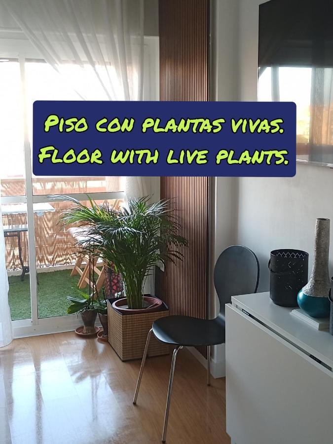 Sweet Home Benalmadena, Estudio Con Vistas Al Mar Y Excelente Conexion Wifi, Para No Fumadores, Con Piscinas, Sea Views, With Swimming Pools, Completely Renovated, Ideal For Older People, Bright With Morning Sun, No Smoking Eksteriør bilde