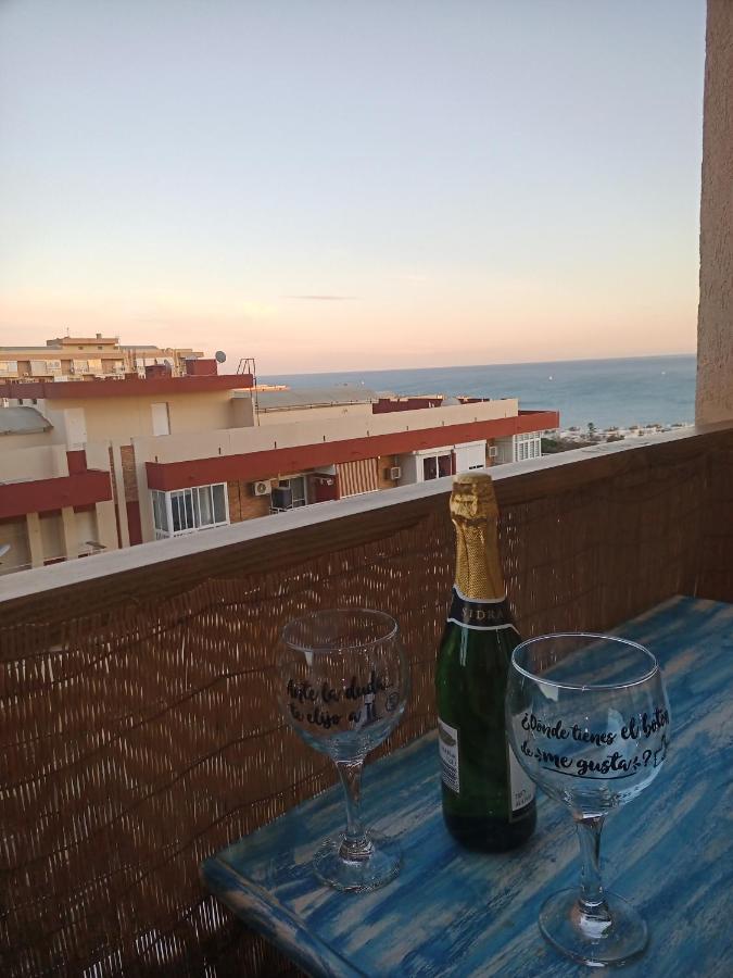 Sweet Home Benalmadena, Estudio Con Vistas Al Mar Y Excelente Conexion Wifi, Para No Fumadores, Con Piscinas, Sea Views, With Swimming Pools, Completely Renovated, Ideal For Older People, Bright With Morning Sun, No Smoking Eksteriør bilde